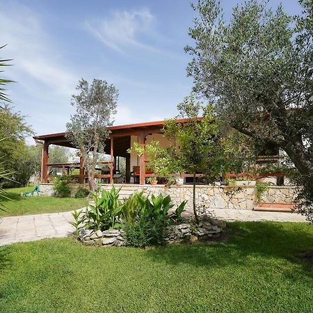 Casa Vacanza Russo Fernando Serra Serra Alimini Exterior foto