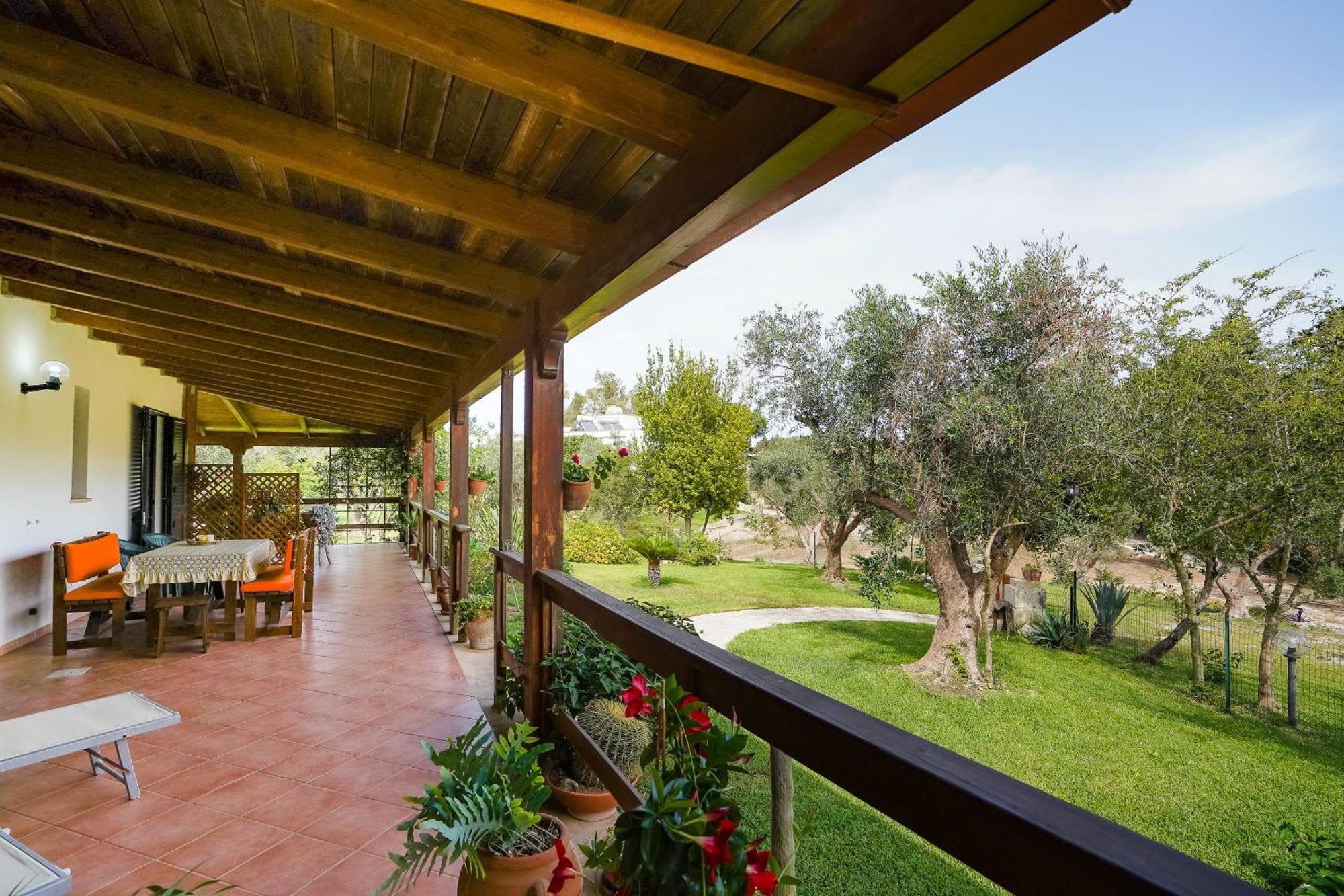 Casa Vacanza Russo Fernando Serra Serra Alimini Exterior foto