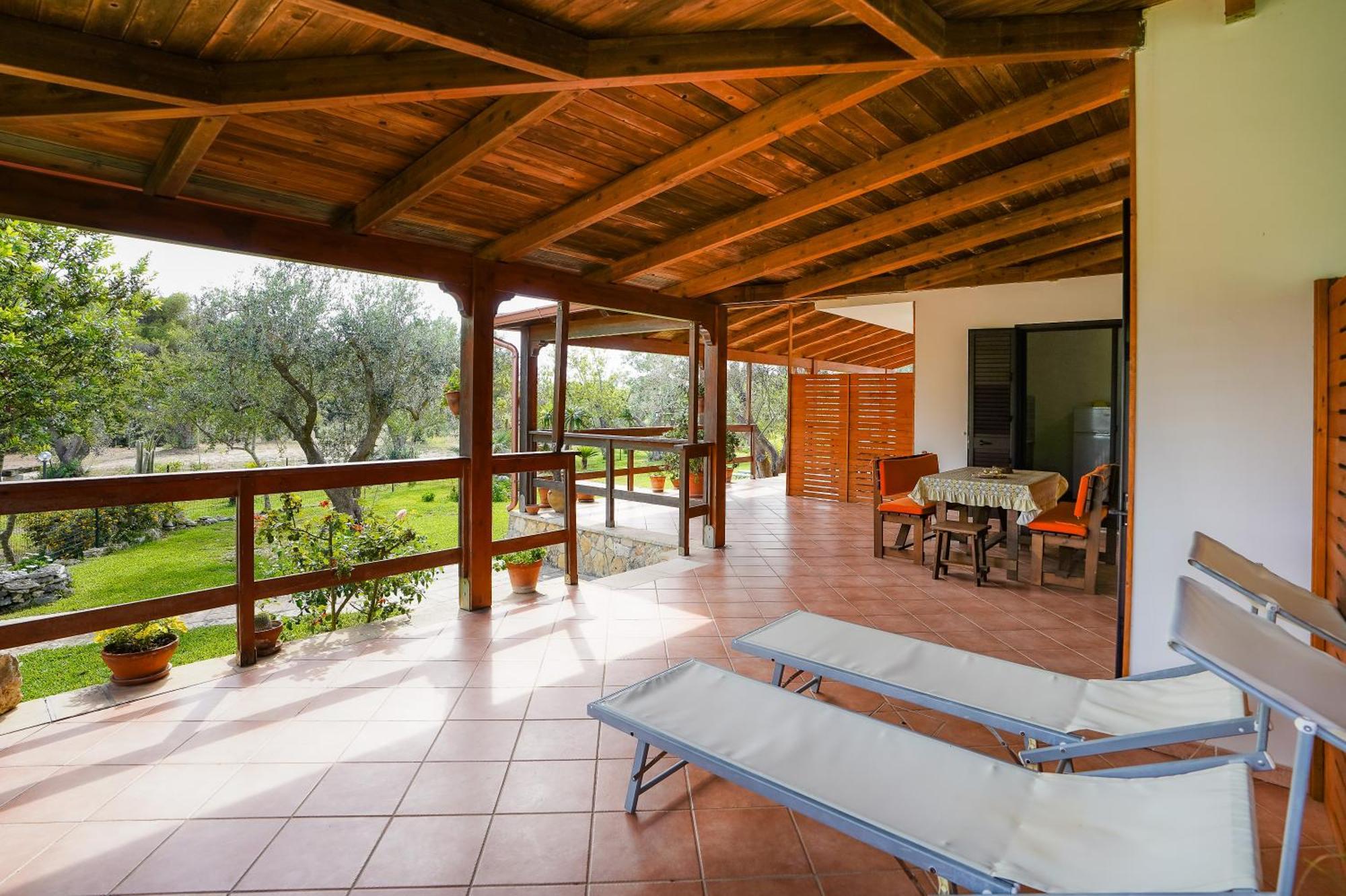 Casa Vacanza Russo Fernando Serra Serra Alimini Exterior foto