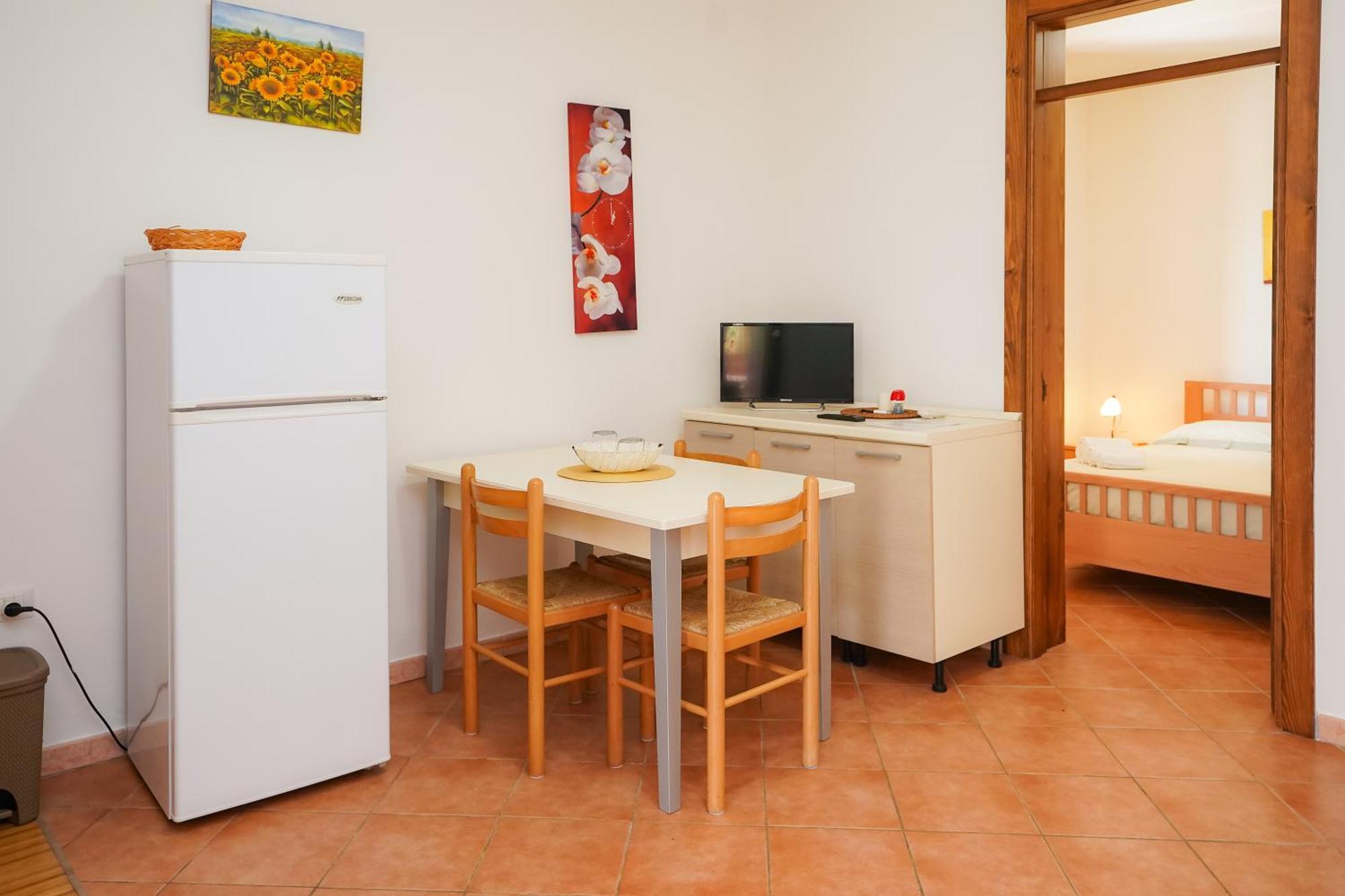 Casa Vacanza Russo Fernando Serra Serra Alimini Exterior foto