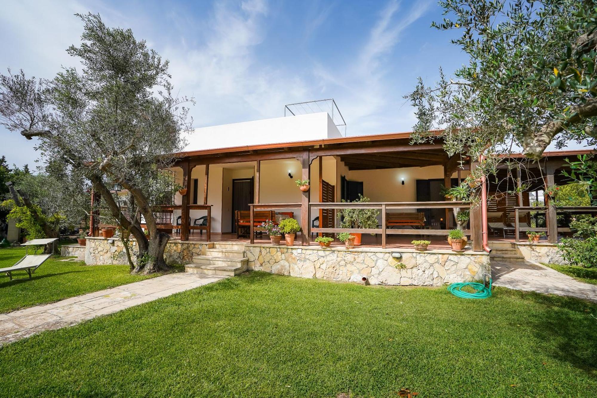 Casa Vacanza Russo Fernando Serra Serra Alimini Exterior foto