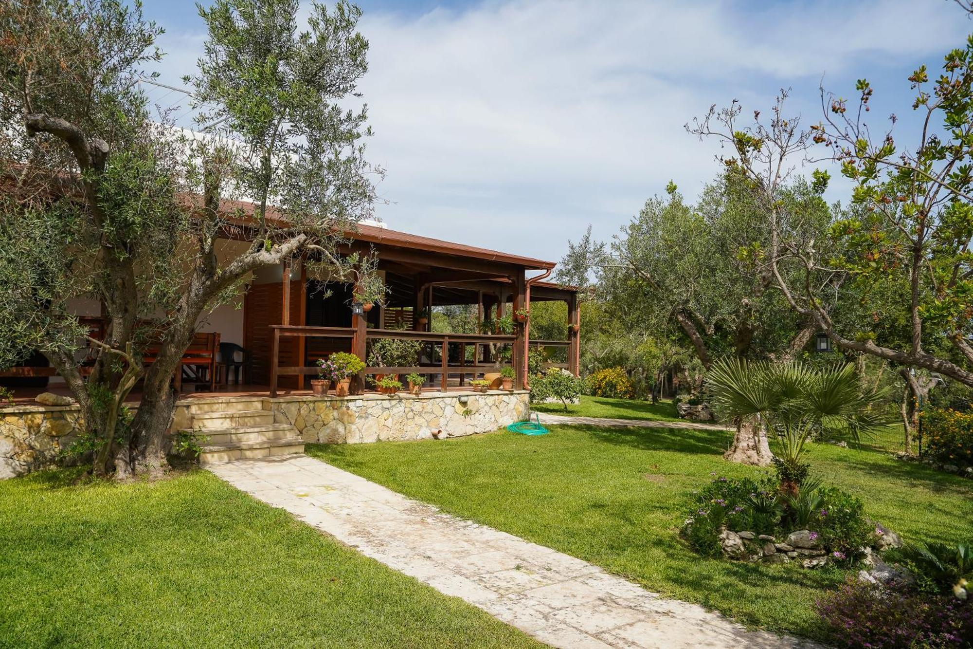 Casa Vacanza Russo Fernando Serra Serra Alimini Exterior foto
